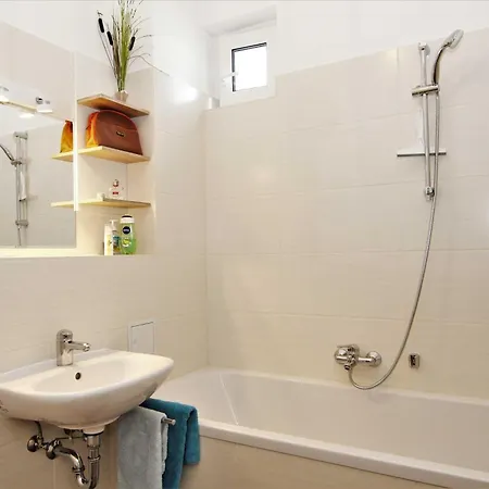 Hotel Haus Sanke 3*